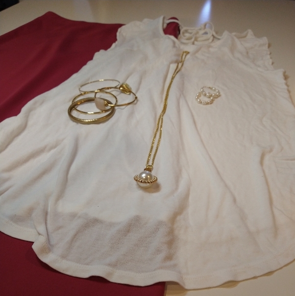 Meet your Posher - Picture 9 of 13